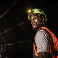 Milwaukee Bolt pandelampe L4 600 lumen