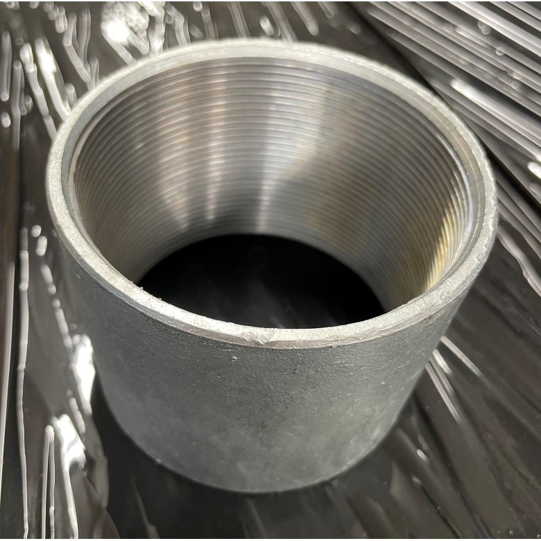 4" galv. smedet muffe
