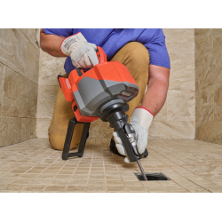 RIDGID K-46 trdls SinkSnake med 8mm x 7,6m IC-spiral, 18 V 2,5 Ah-batteri og oplader