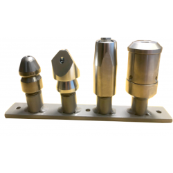 Dyseholder med 6 x 1/2" studs i malet jern